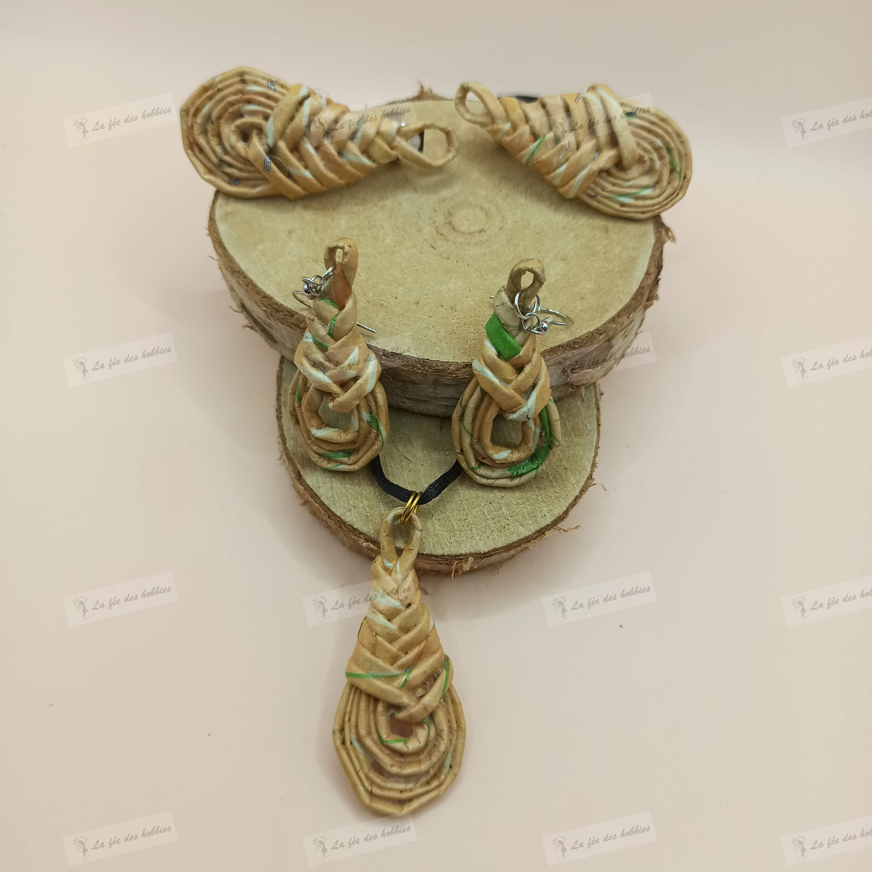 Parure_papier_recyclé_arabesque_sable